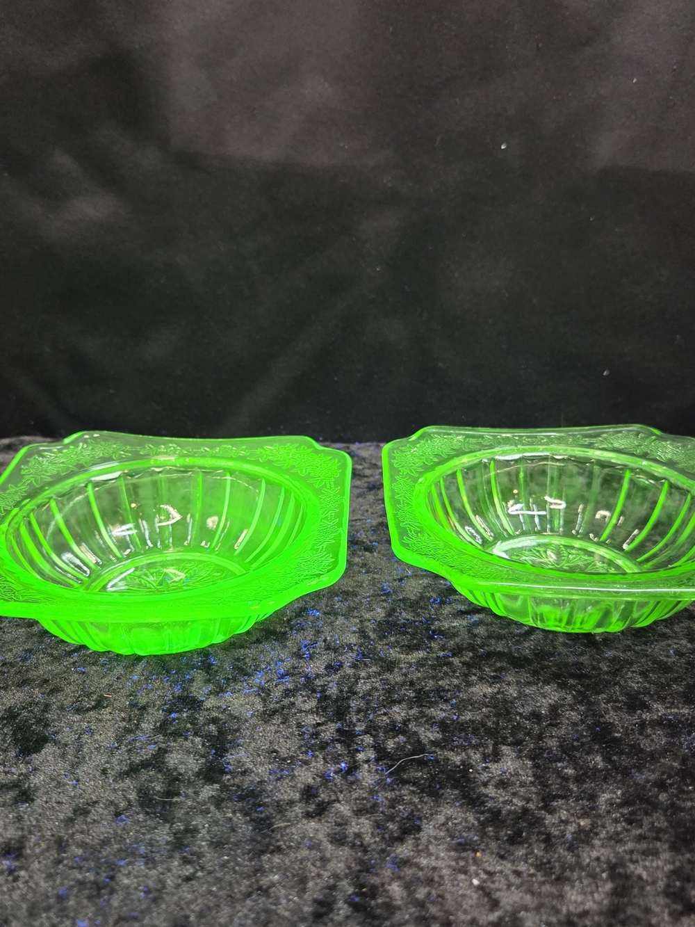 Vtg Jeannette Uranium Glass Bowl Adam Green Pattern with Cherry Blossoms